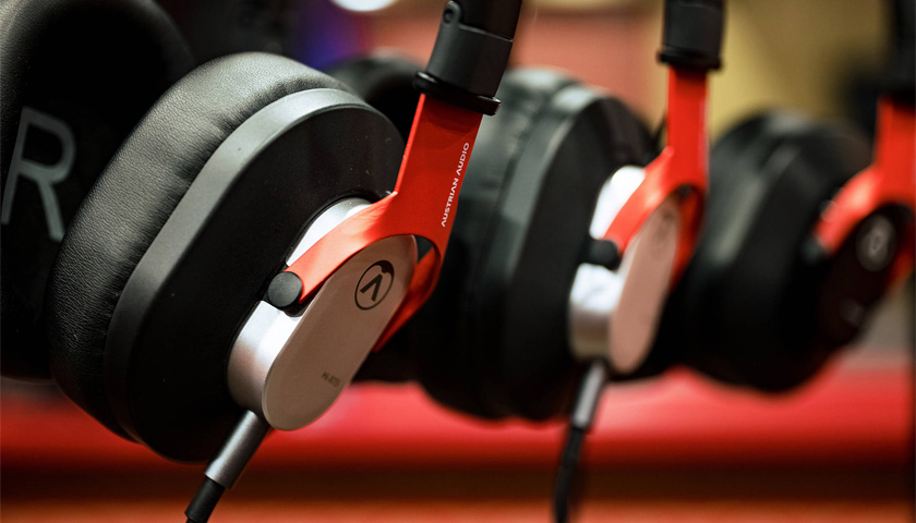 Купить наушники полноразмерные Austrian Audio Hi-X15 по цене 14350